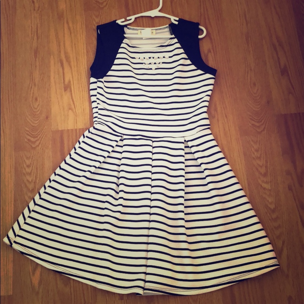 White/black striped formal dress. Girls size 10